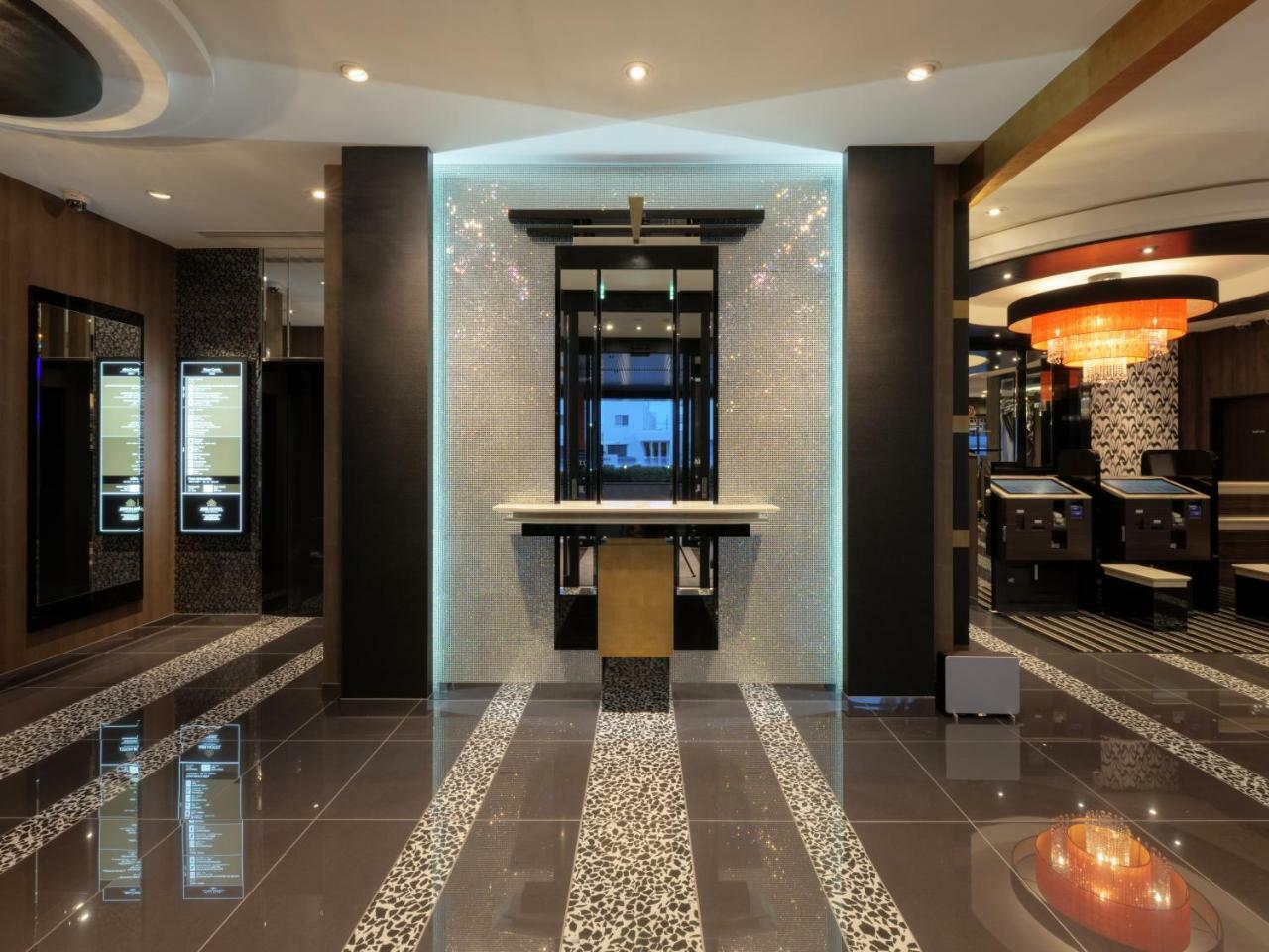Apa Hotel Ibaraki Koga Ekimae Экстерьер фото